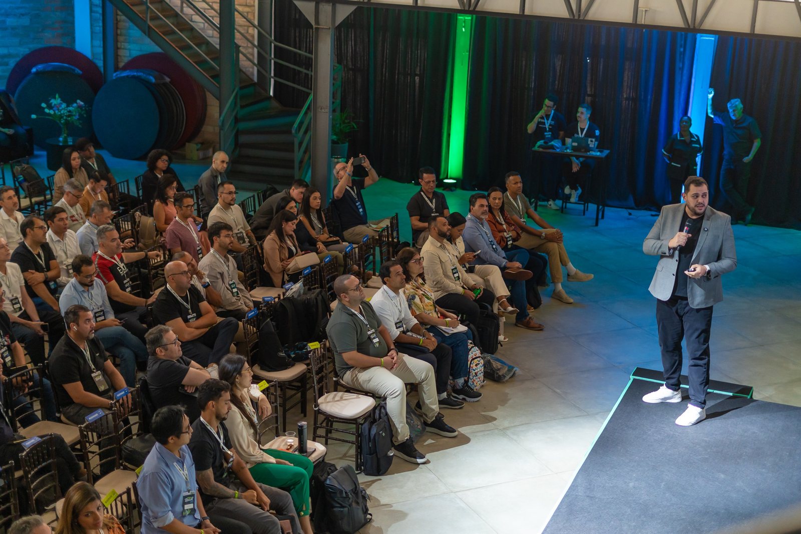 Plateia de traders em palestra do Rafael